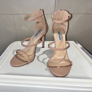 Nude Steve Madden Leather heels